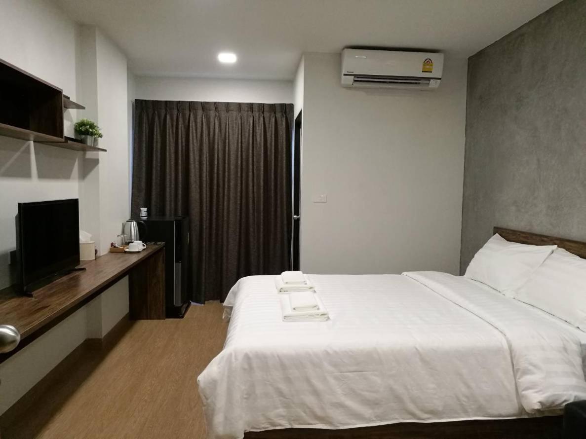 Aparthotel Tata House à Bangkok Extérieur photo