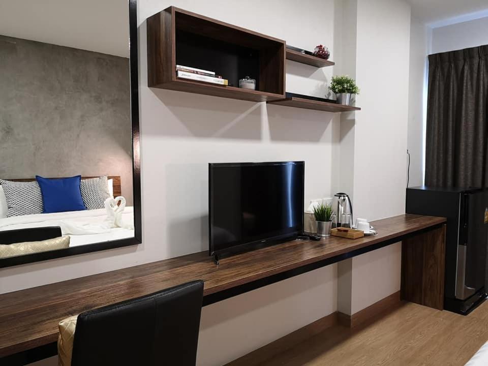 Aparthotel Tata House à Bangkok Extérieur photo