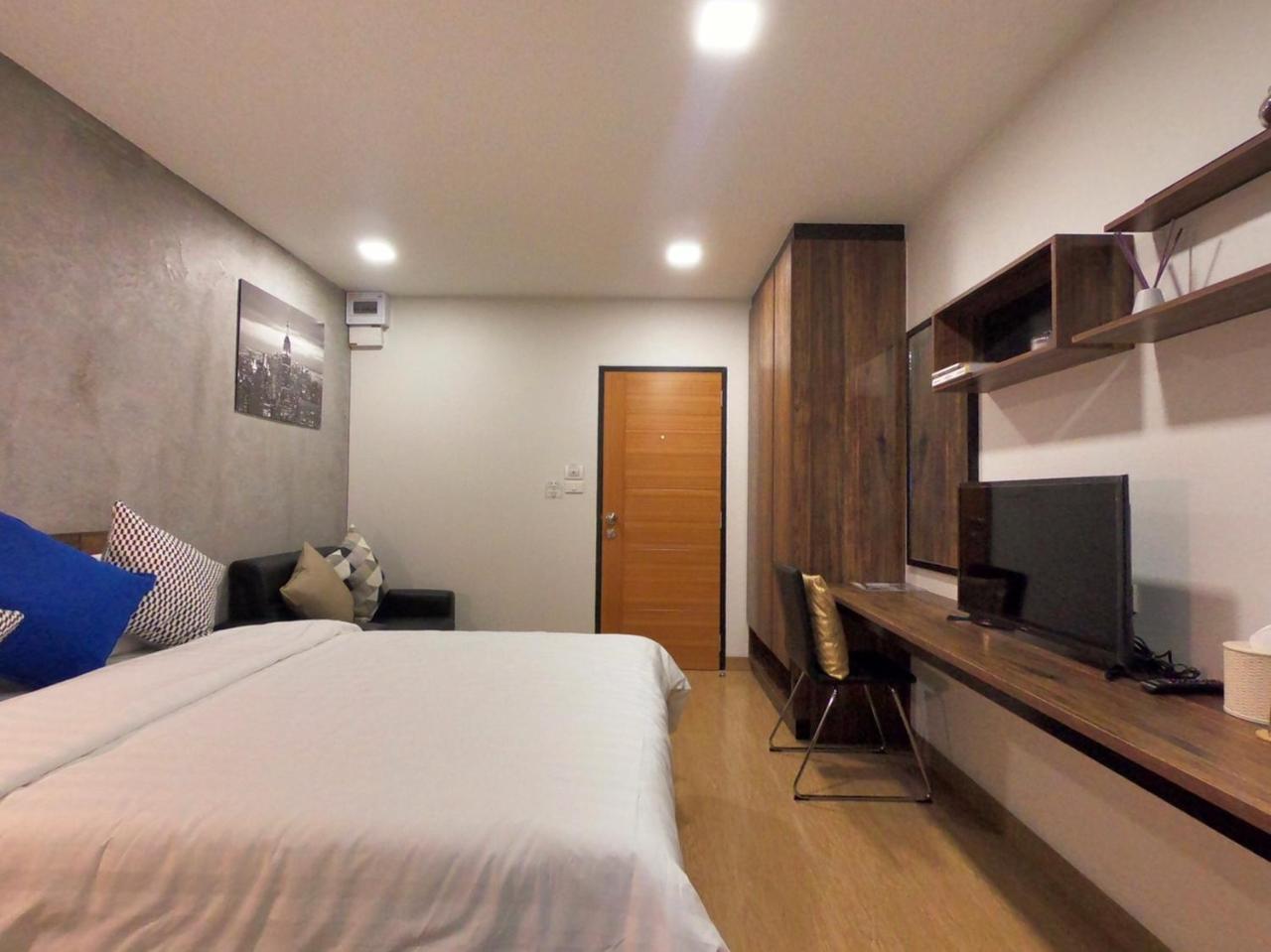 Aparthotel Tata House à Bangkok Extérieur photo